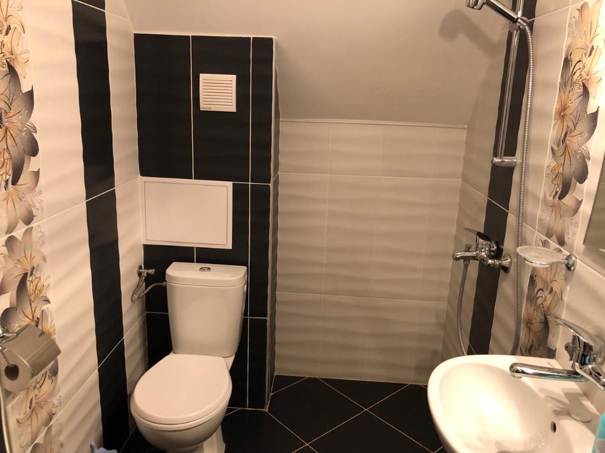 Anfid Apartments Burgas Stad Buitenkant foto