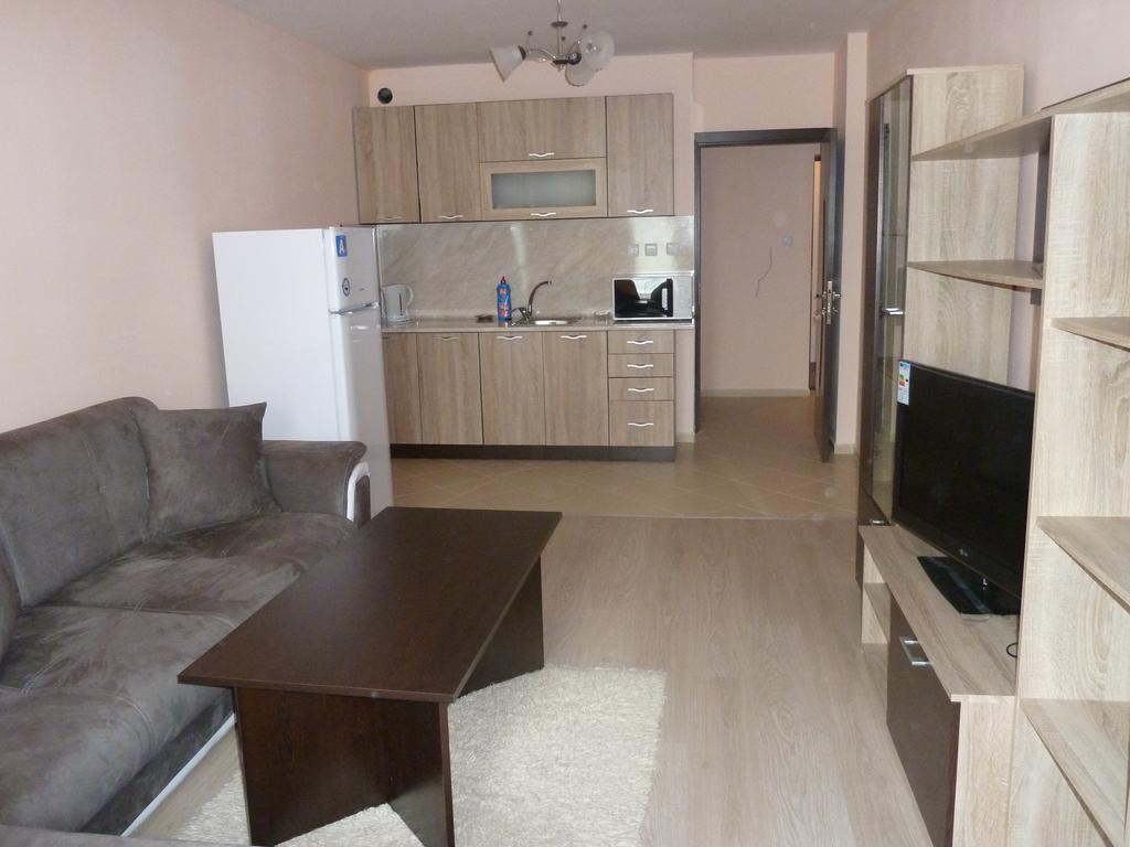 Anfid Apartments Burgas Stad Buitenkant foto
