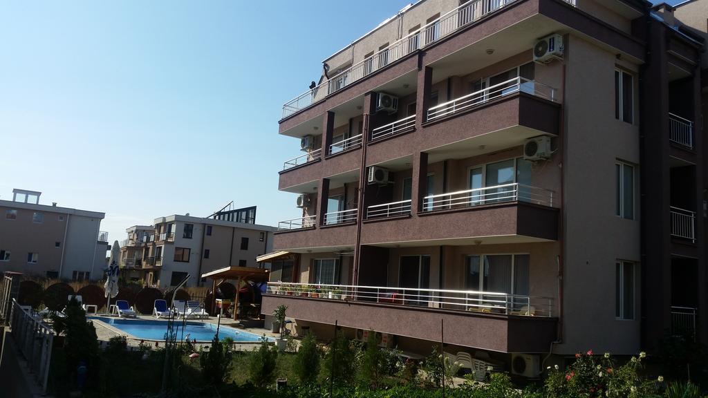Anfid Apartments Burgas Stad Buitenkant foto