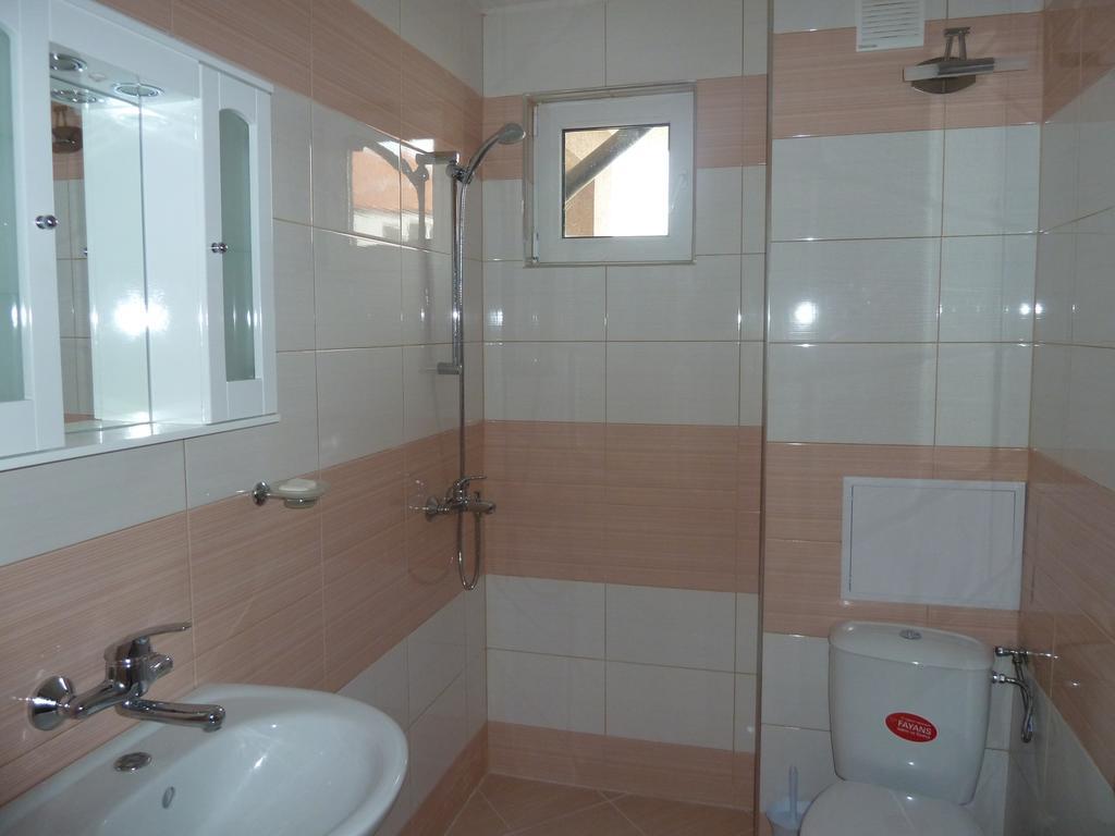Anfid Apartments Burgas Stad Buitenkant foto