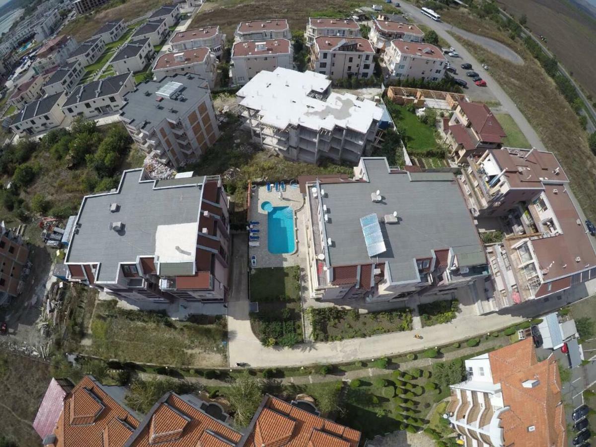 Anfid Apartments Burgas Stad Buitenkant foto